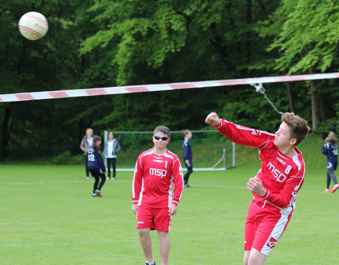 Spielerffnung durch den VfL Schlagmann